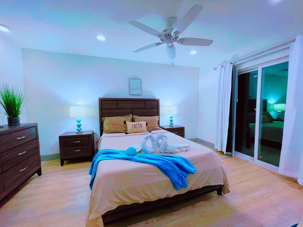 Modern Santorini Suite Houston Nrg Tmc Luxurious Walkable المظهر الخارجي الصورة